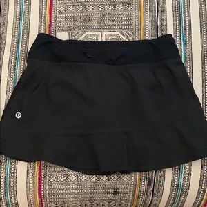 black lulu lemon tennis skirt